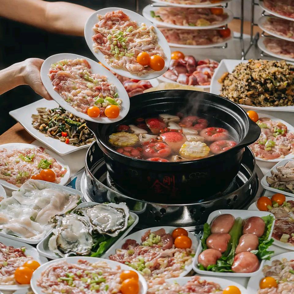 鲜又发·程鲜记炭炉鸡煲