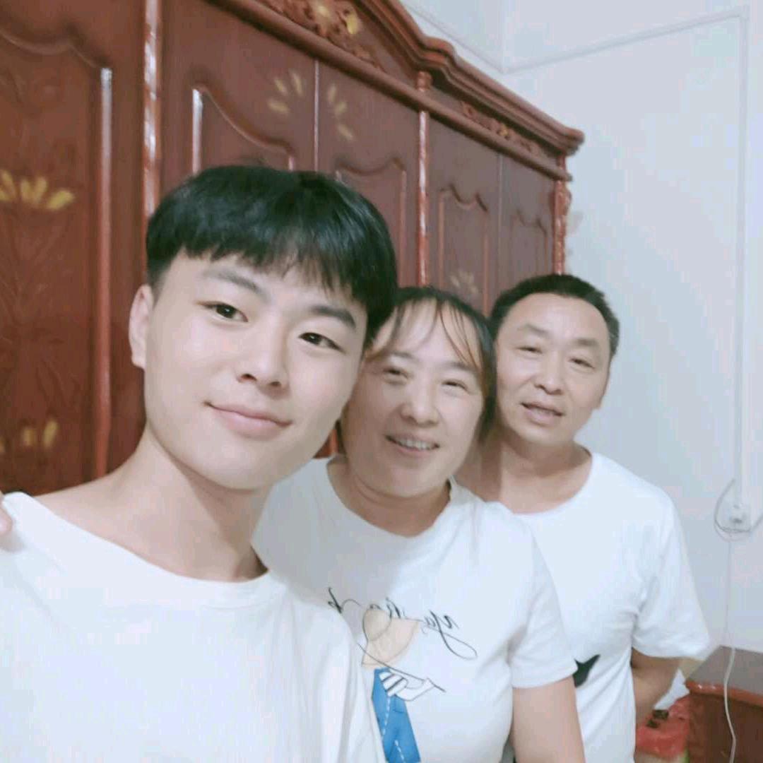 周妹 7点开播