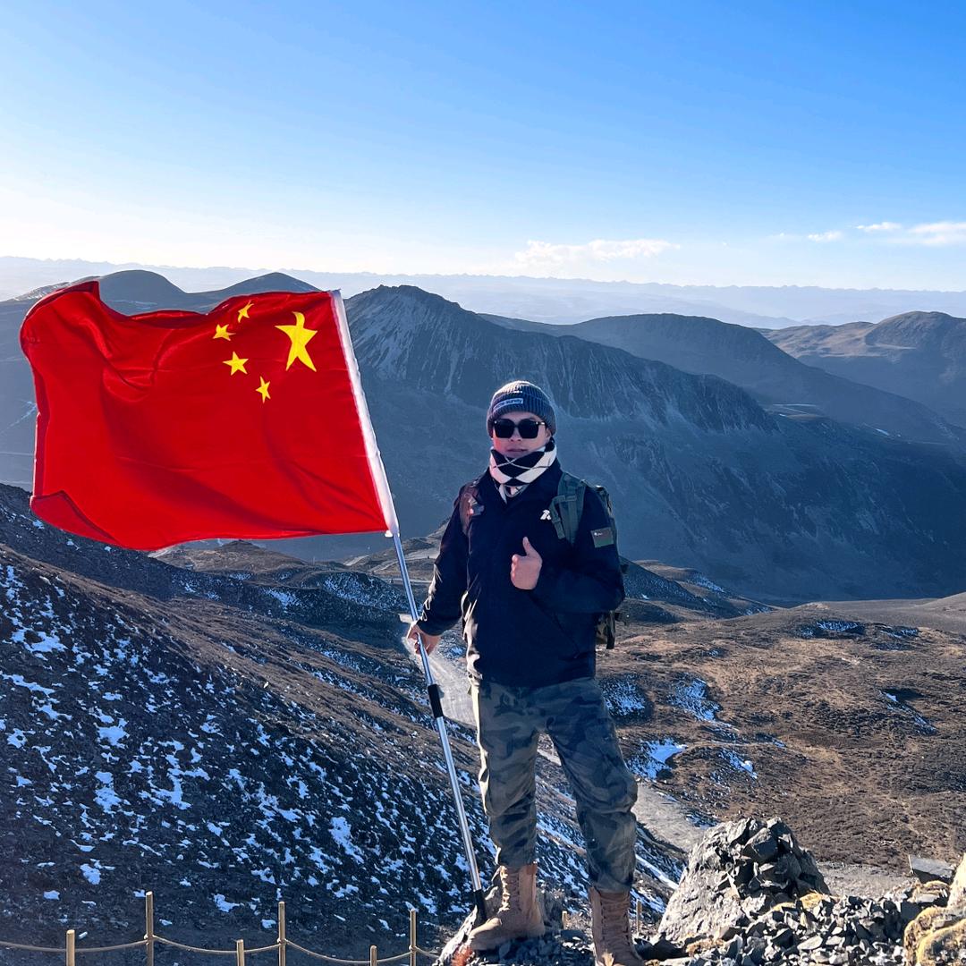 川西彭于晏🇨🇳