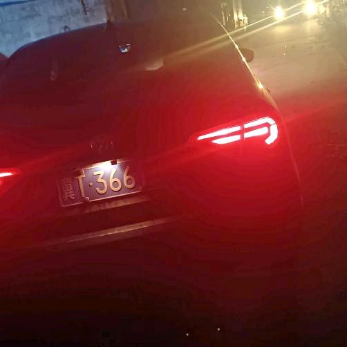 沉默大叔的眼神