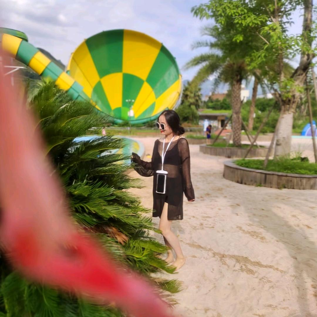 黎明的最后一弯星月