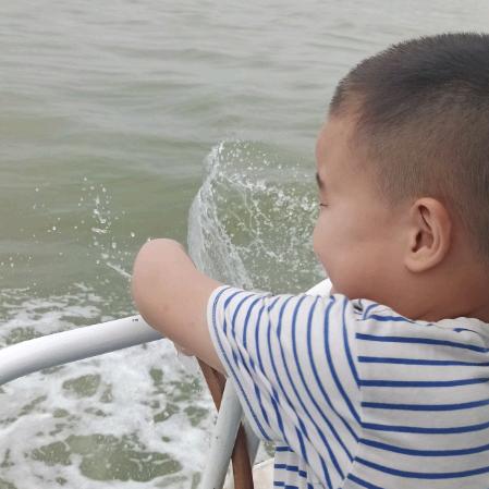 三三同学