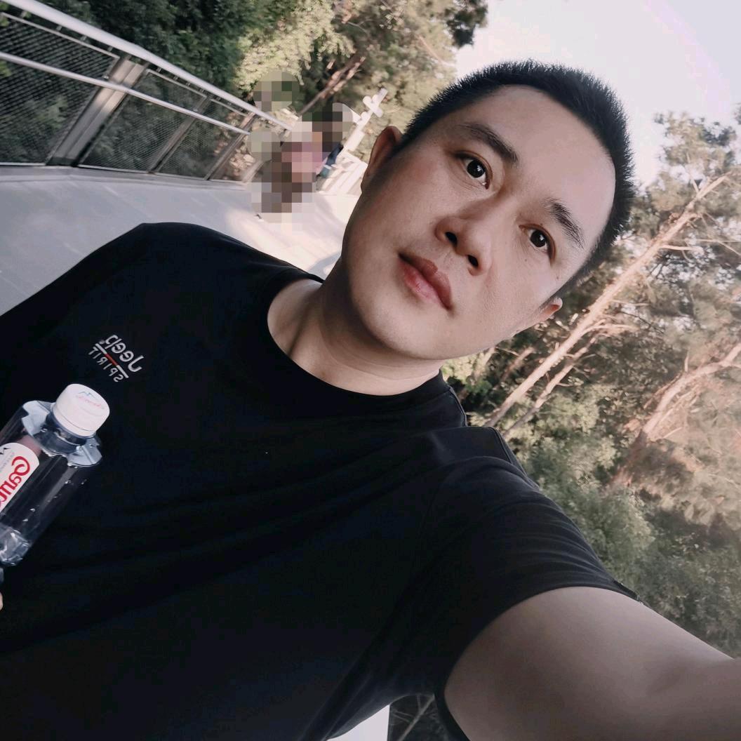 Lai 先生