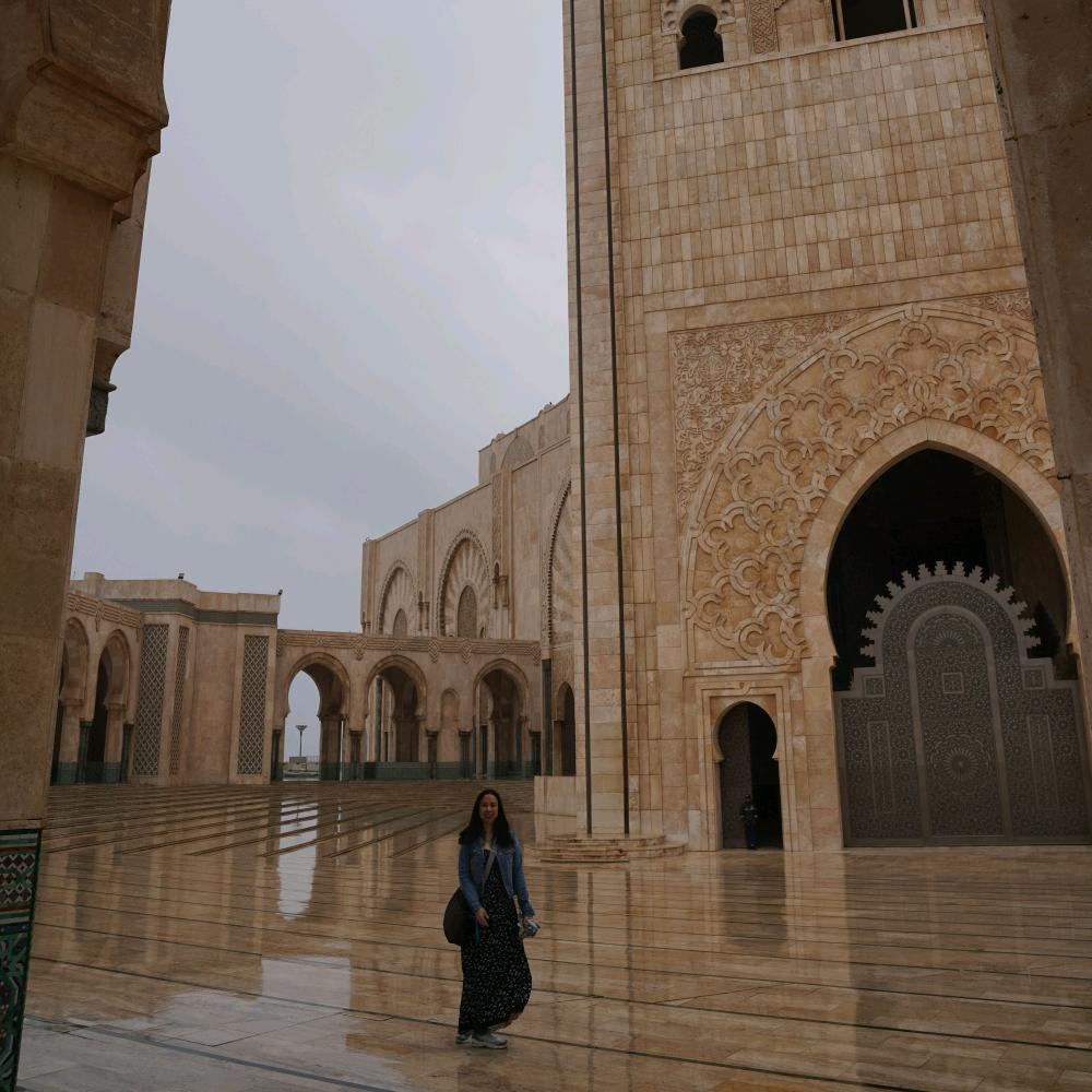 爱吃爱玩的栗子