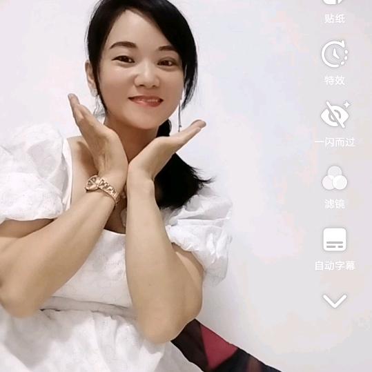 天蓝蓝