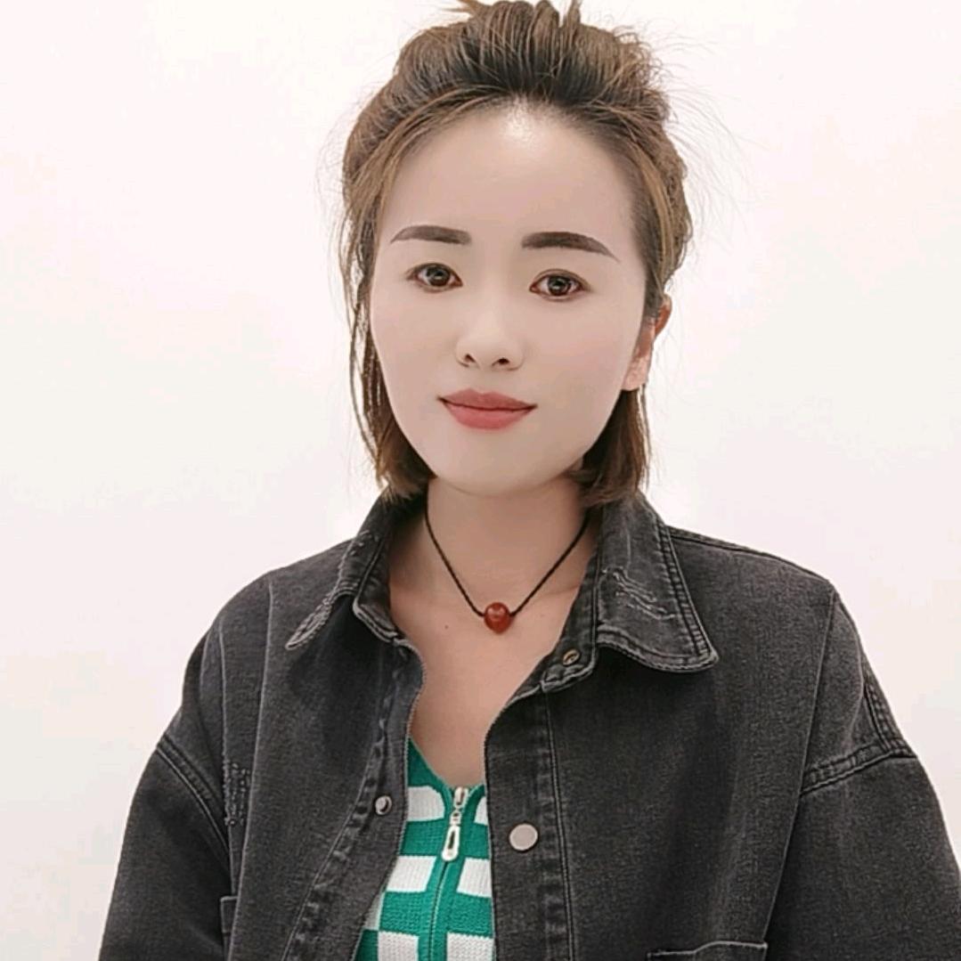 TU女装-昆百大新都会店毕艳