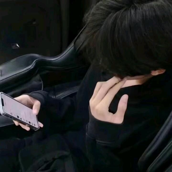 ^许 辞.🕸️
