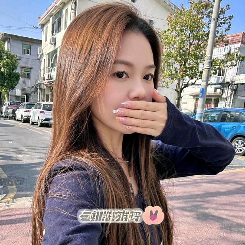 @晓霞