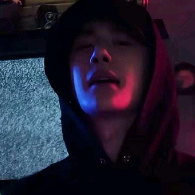 -𝑾𝒉𝒊𝒔𝒑𝒆𝒓-𝑭