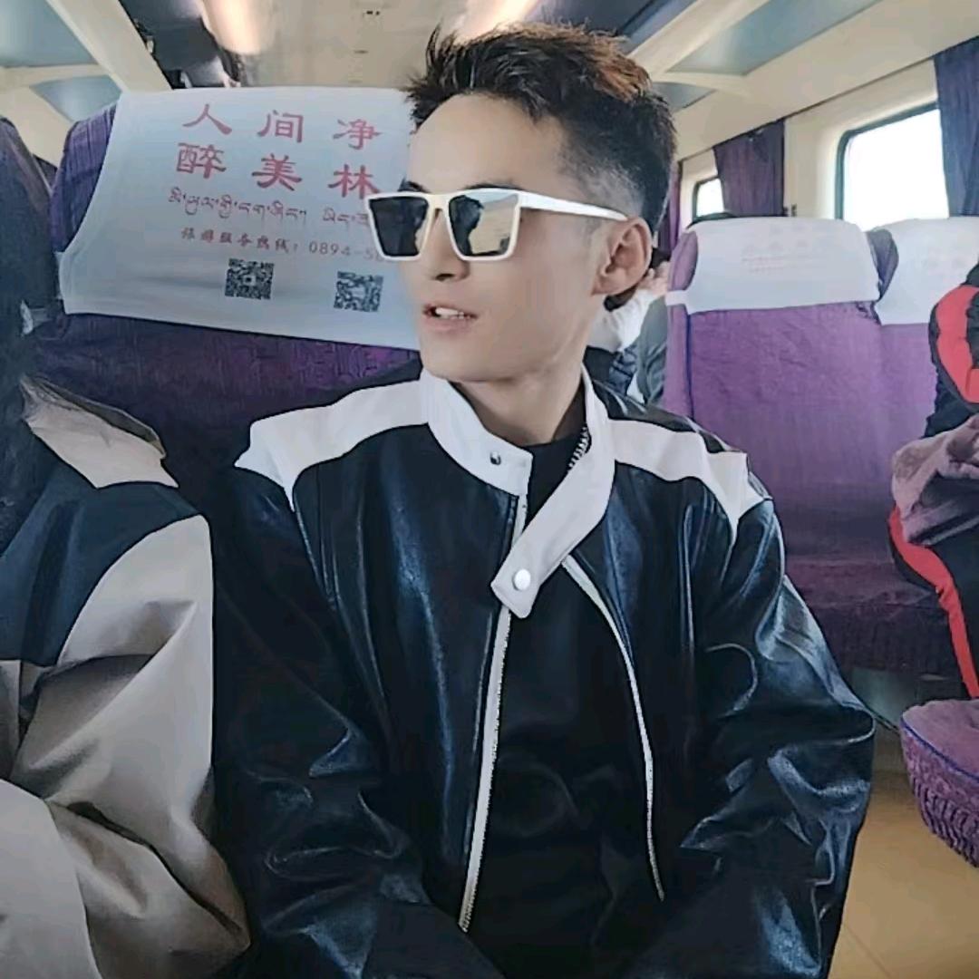 一点点🤏