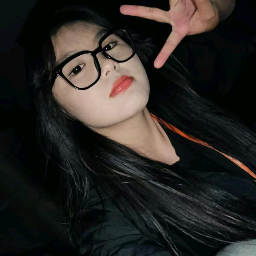 强巴卓玛
