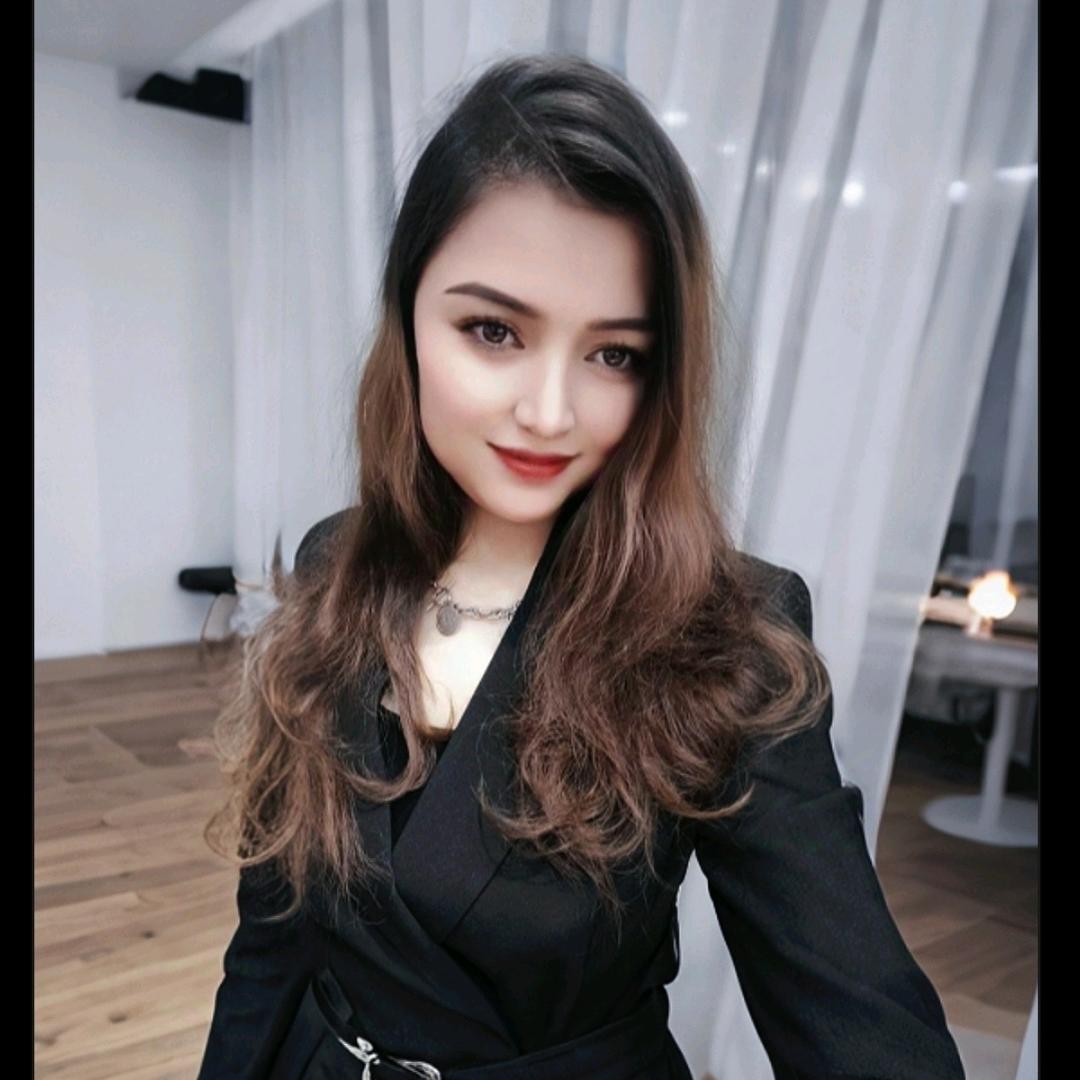 组热古丽