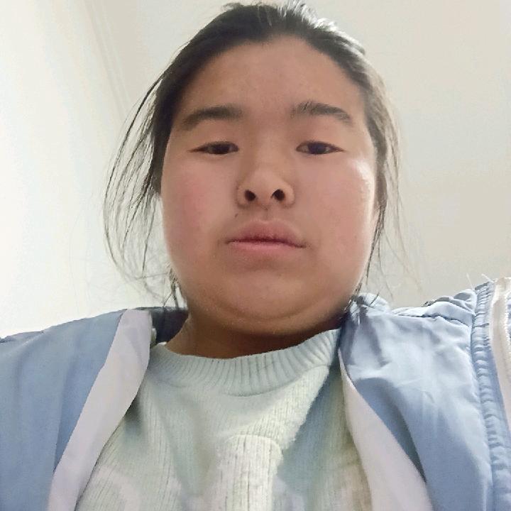 黄晓菲