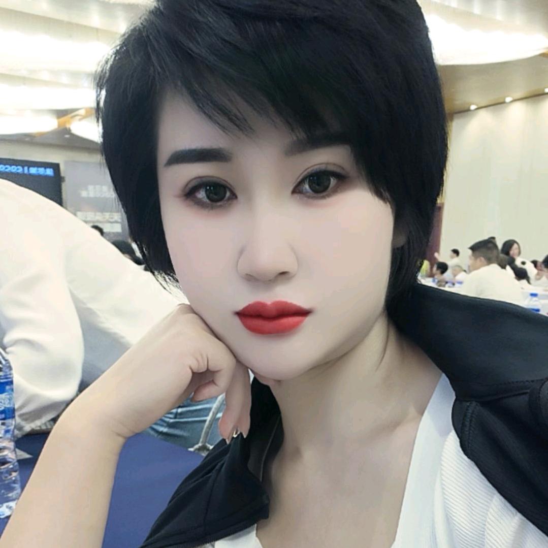 平凉让你涨毛毛的小姐姐《总部》