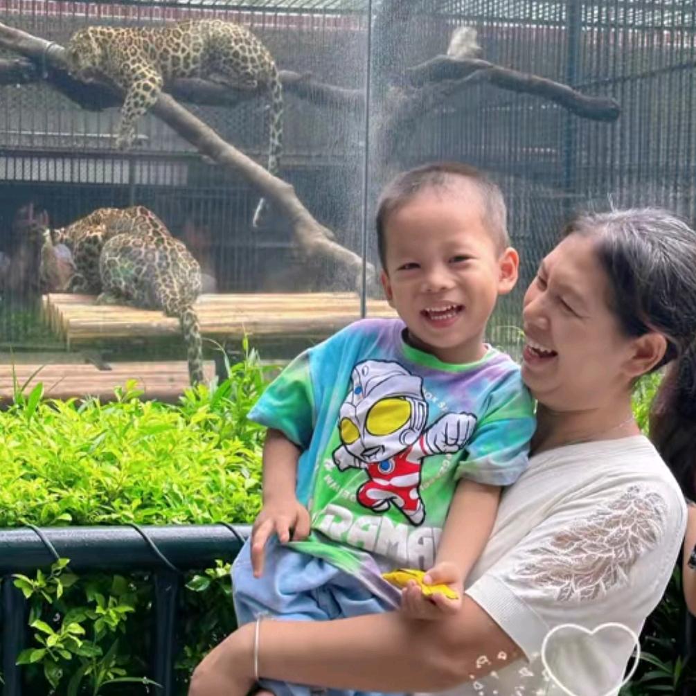 永远快乐的友英