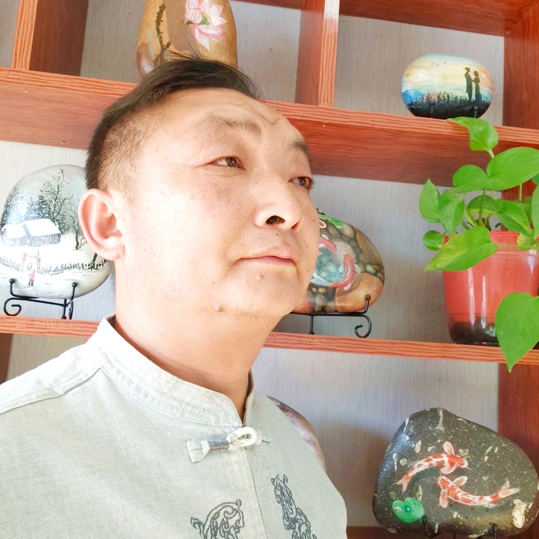 王锦成(石头画，国画艺术工作室)