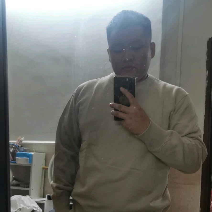 努力减肥的阿东