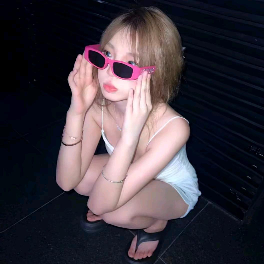 🥀.