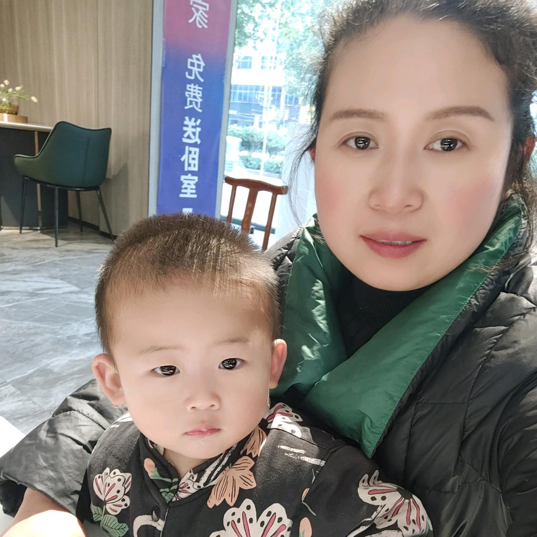 在中牟卖家居的陈晨