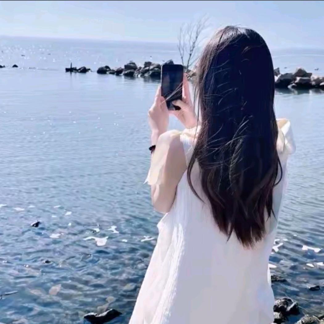 我在长城脚下摆地摊