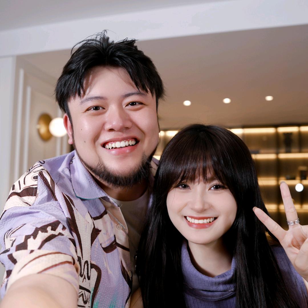 大奔和小彤@抖音