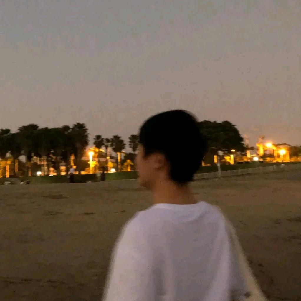 余溺.