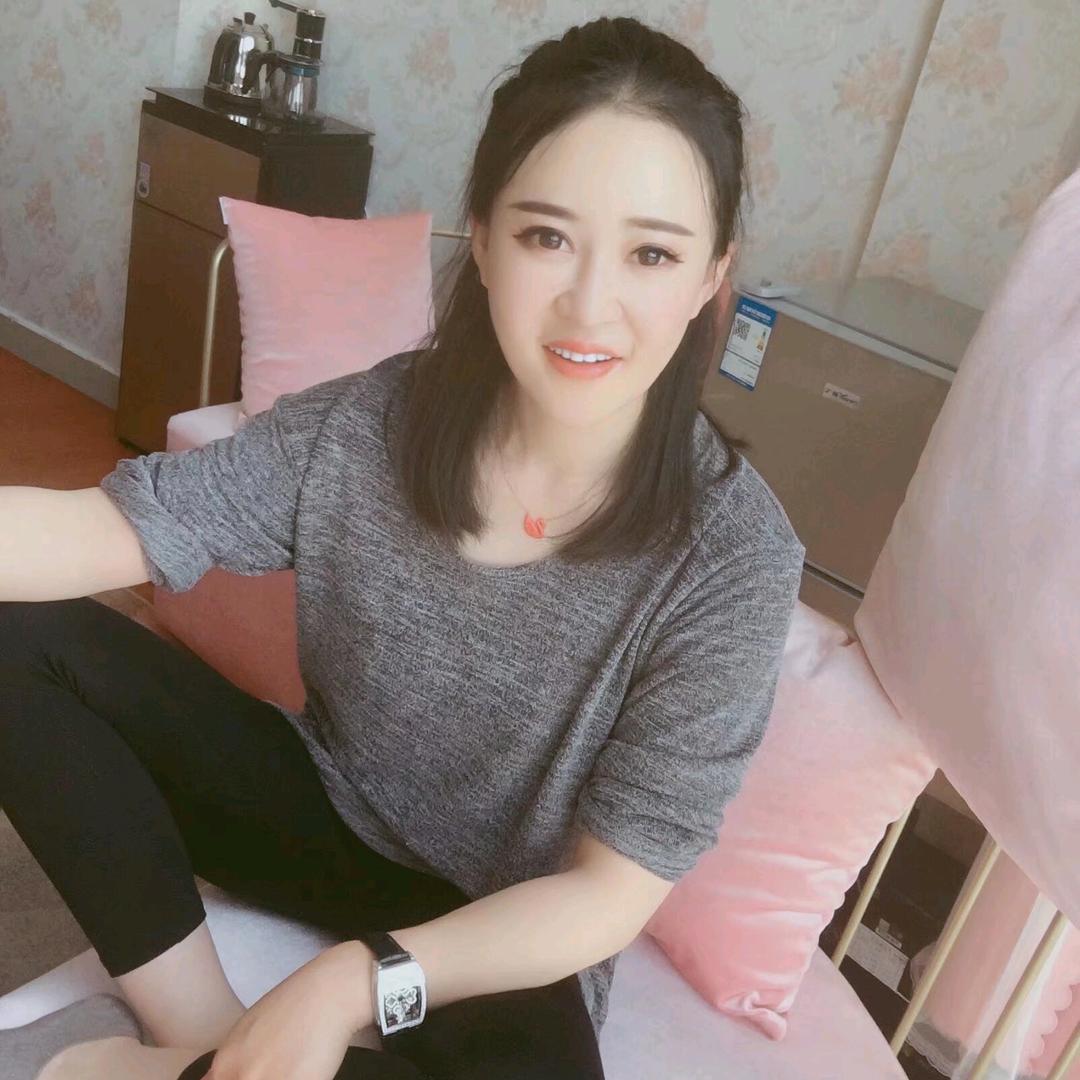 $这是蕾蕾呀$
