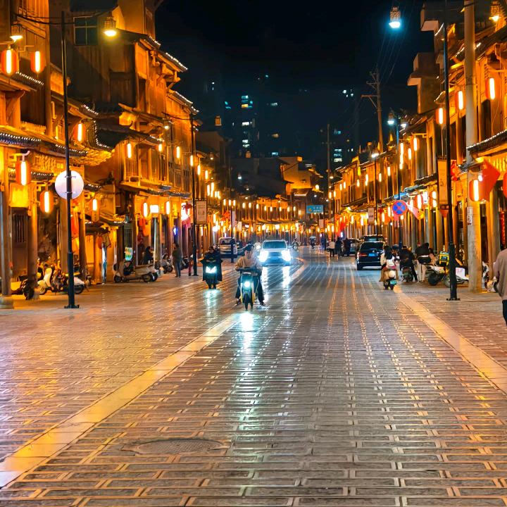 户外小阿衫