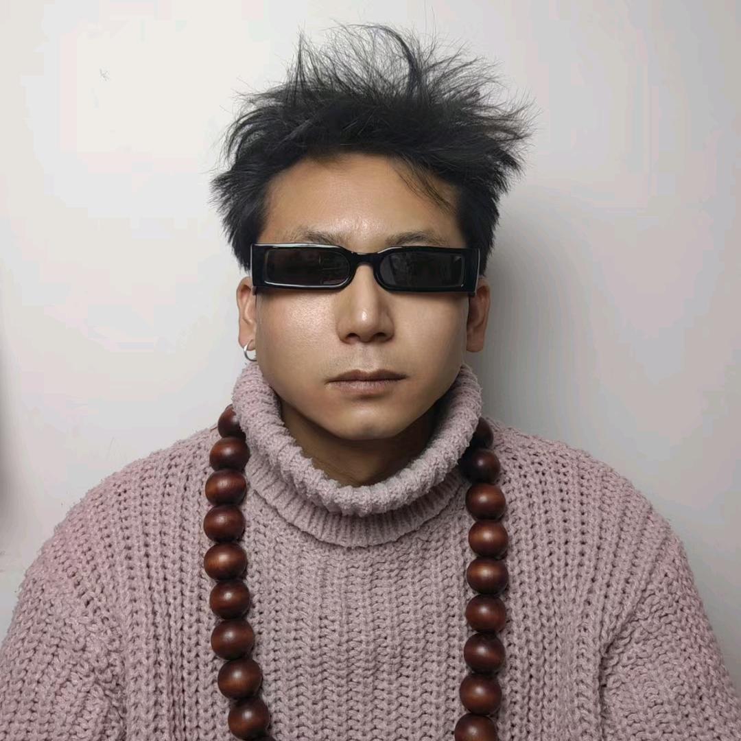 阿瞳目
