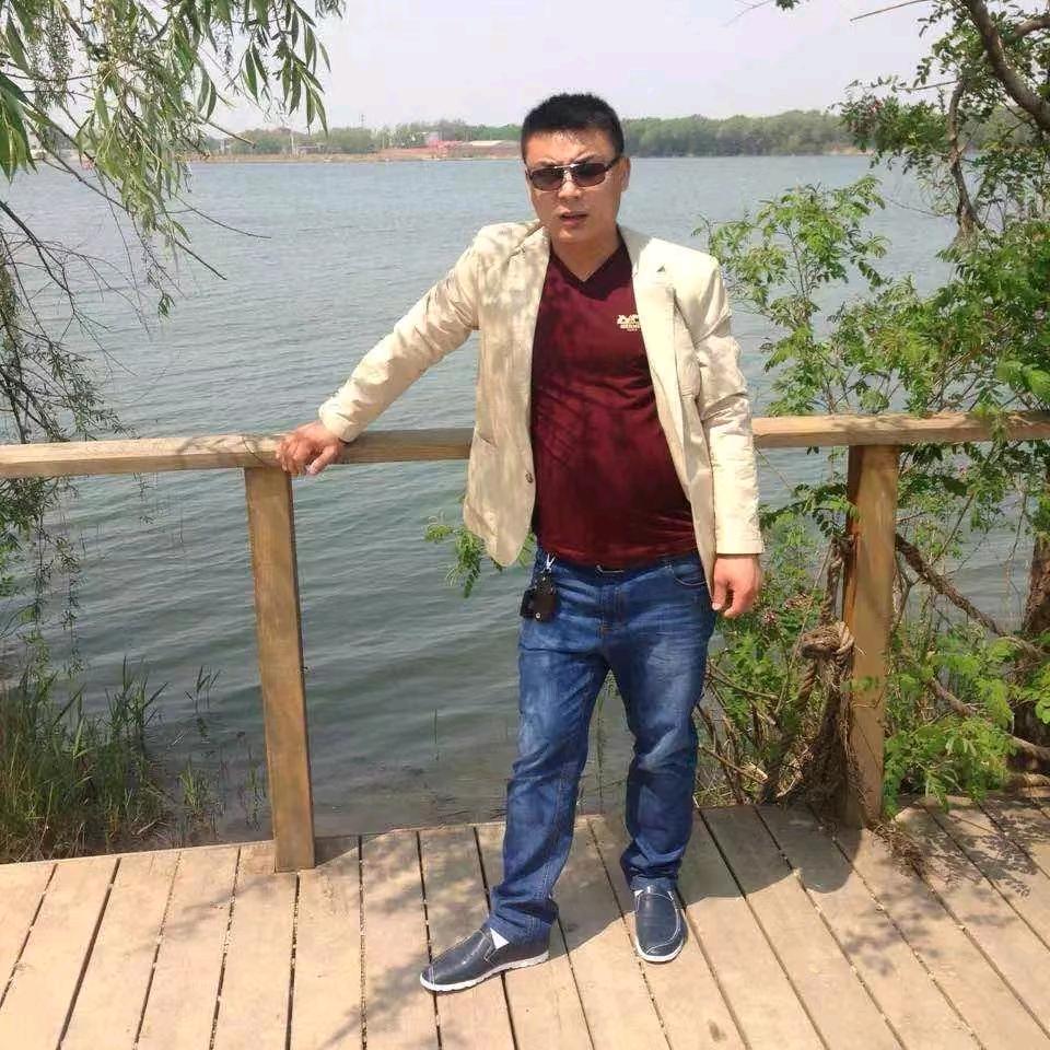 A纸箱机械