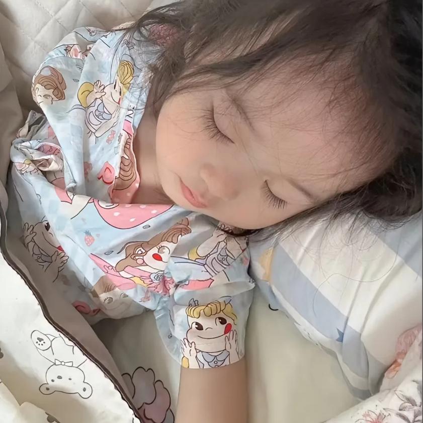 小卤蛋.