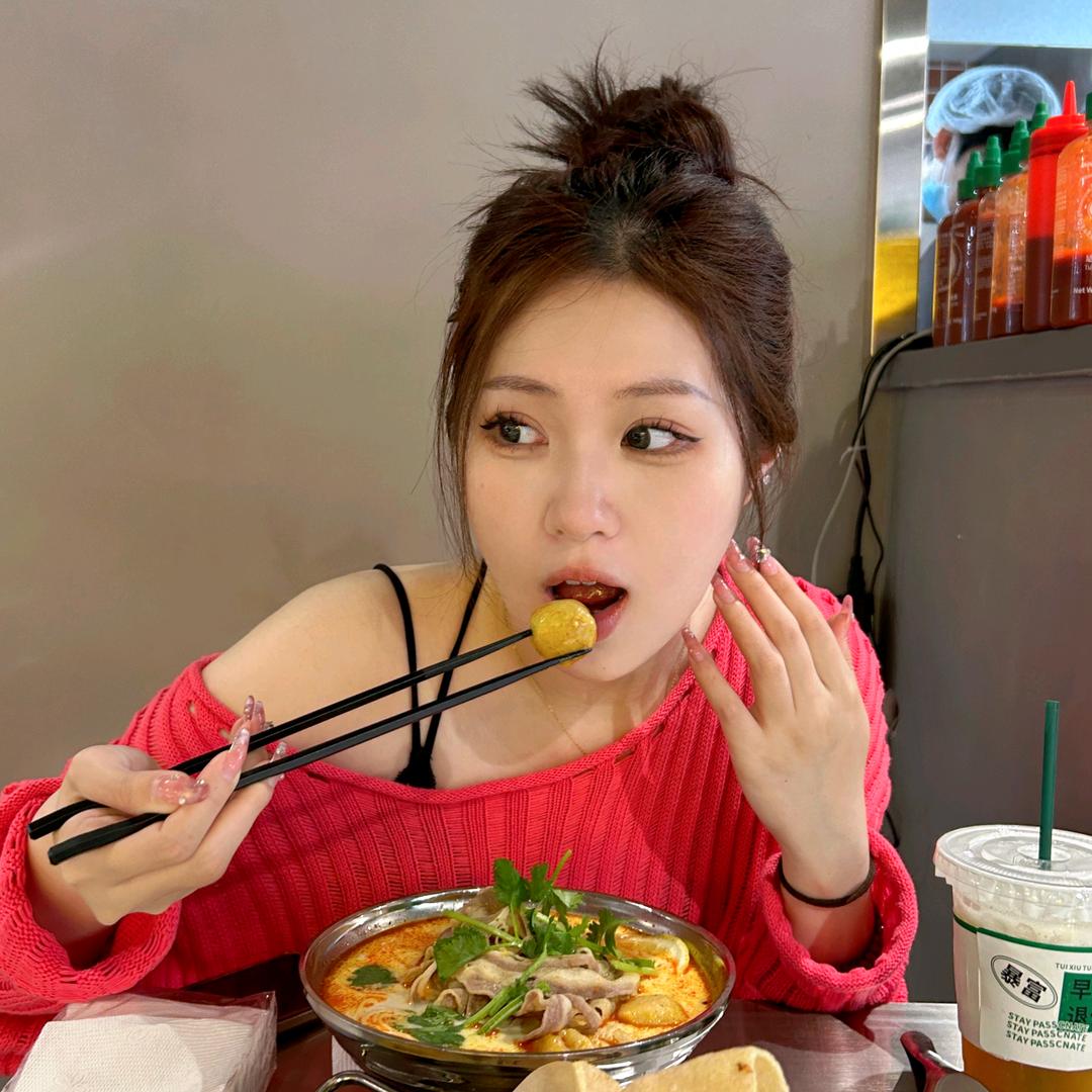 金多莹