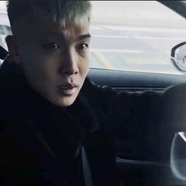 骂不过就吐口水