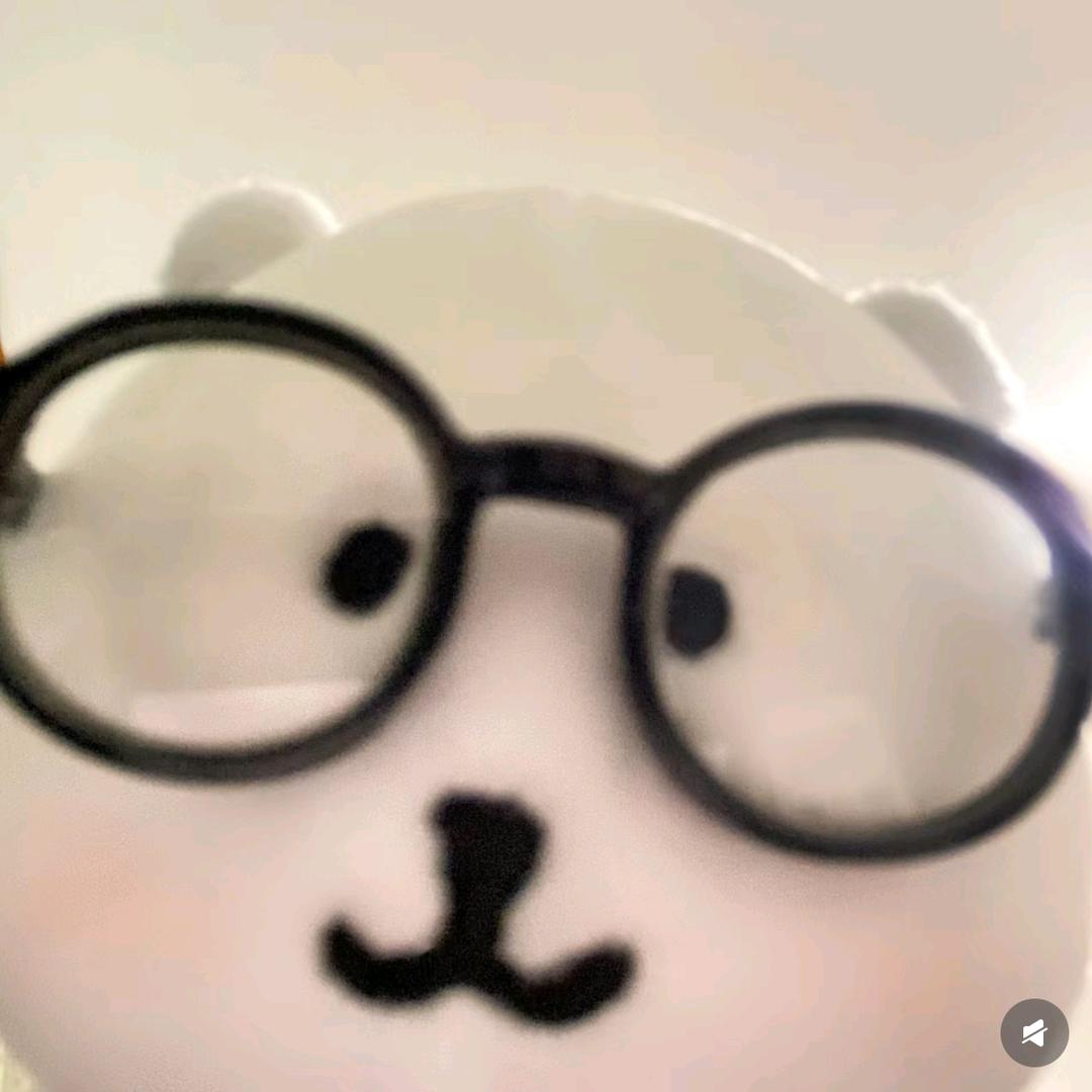 小耳朵熊