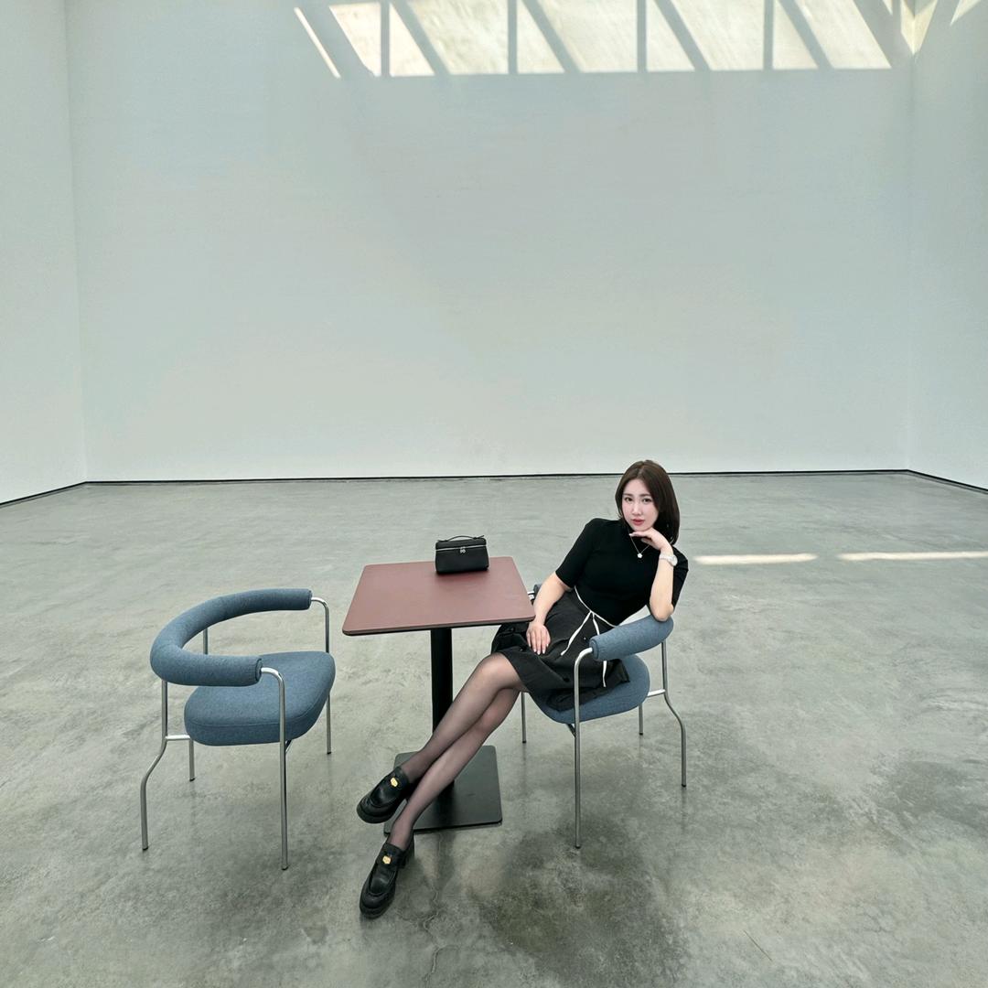 晒莉王（Sherri Wang）