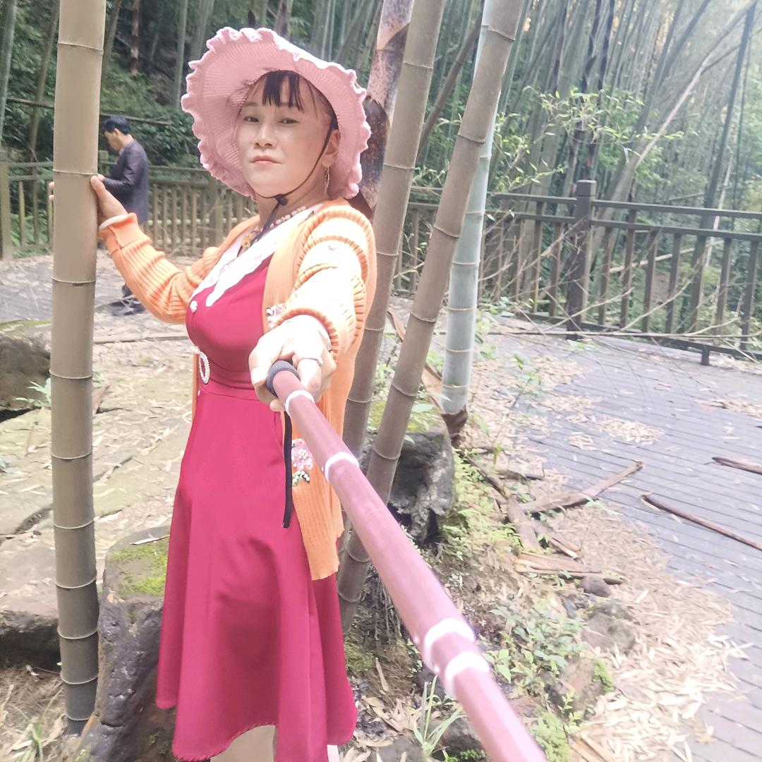 1665134473受了伤的离婚女人