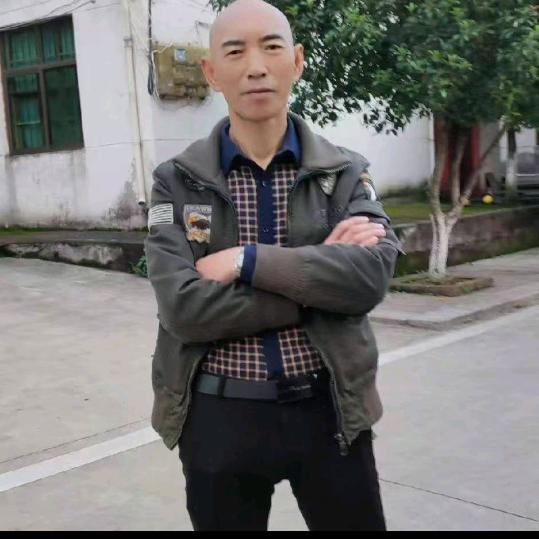 邱哥