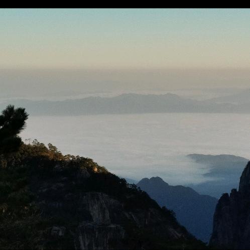 非黑即白？