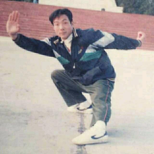 北吴集驾校报名处，神齐婚纱店