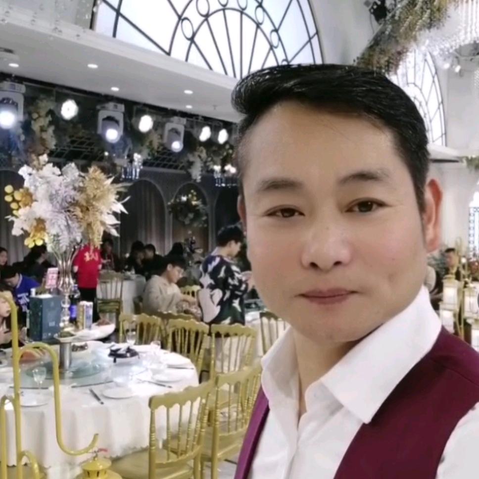 婚庆主持人宝马哥