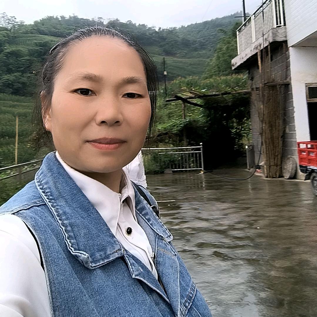 云南龙马李五妹，不定时开播，七四虎