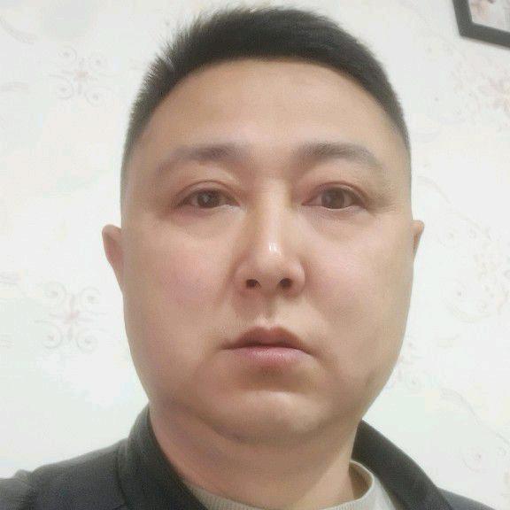 A吊车挖机械租赁部