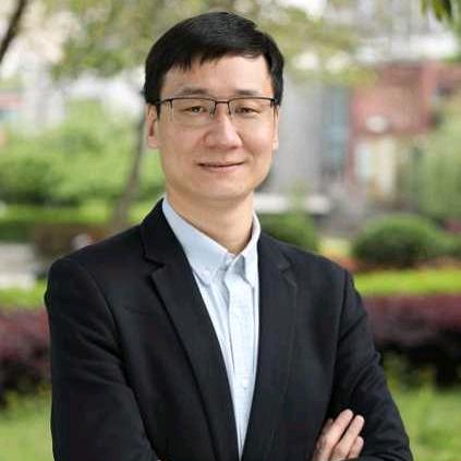 向阳生长的小王老师