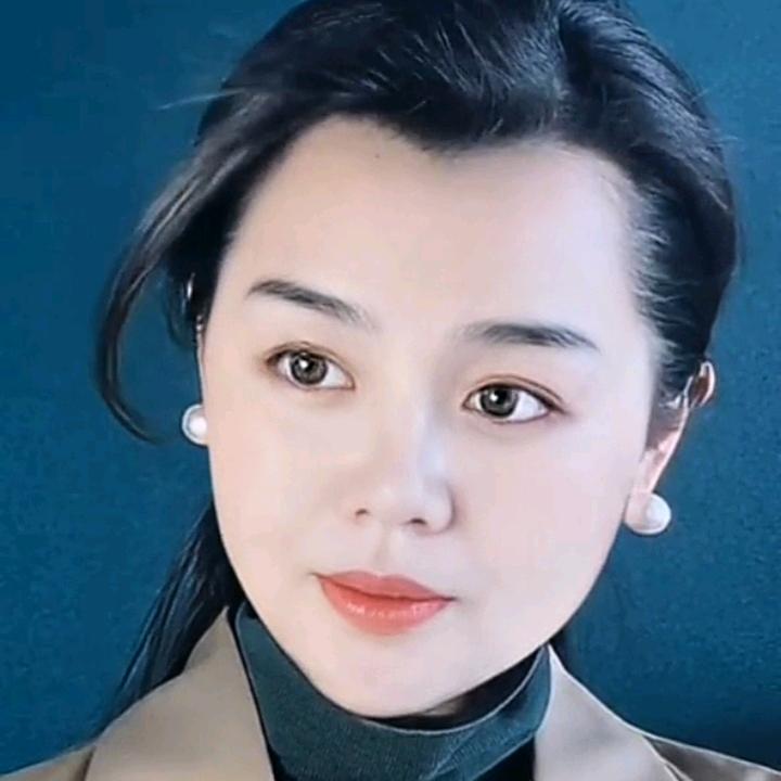 韩菡
