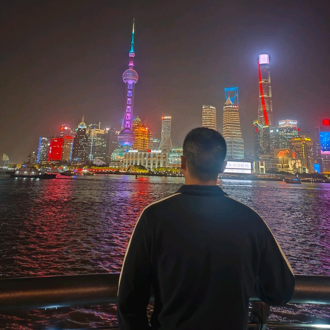 大鹏看世界（已回国）