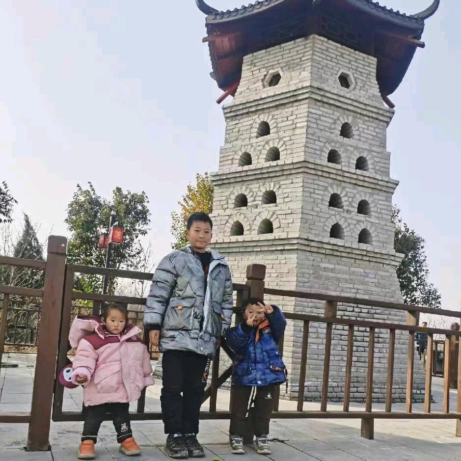 ╭(╯朱╰)╮事顺利