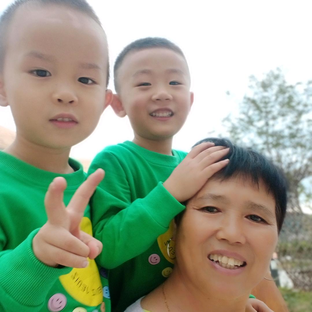 智英，