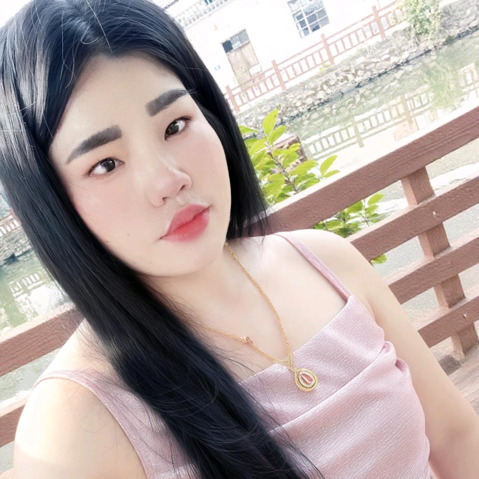 ขัวญ👪👪