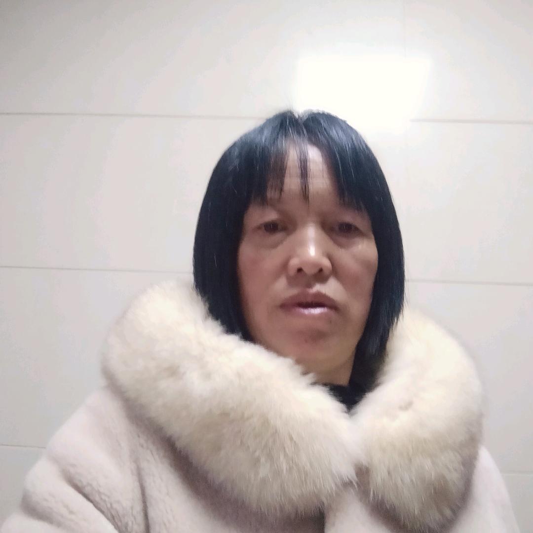 韦泇先