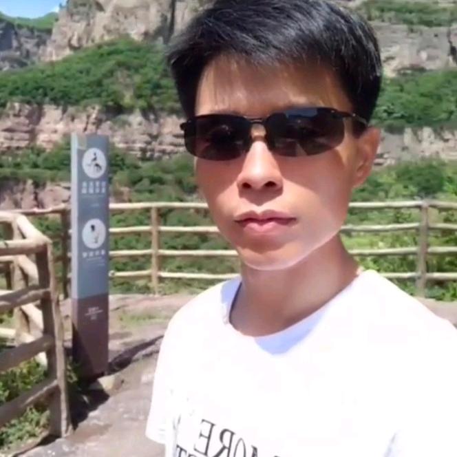 彩虹哥不是传说🌈